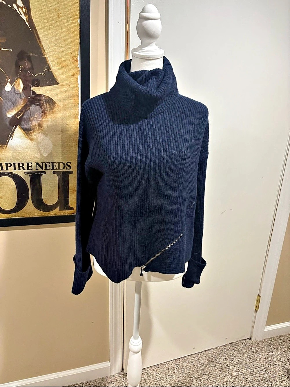 Karen Millen Navy Turtleneck Sweater Size XS Like New